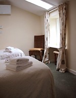 Loch Leven Hotel & Distillery