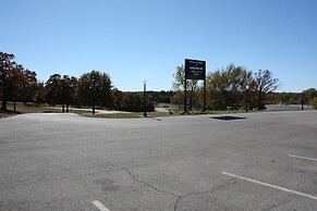 Boomtown Inn