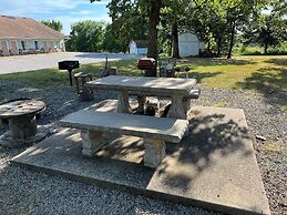 Boomtown Inn