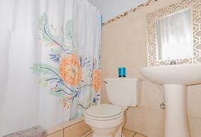 Sol del Atlantico Inn at 681 Ocean Drive