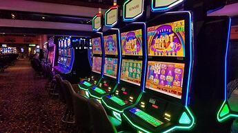 Ho-Chunk Casino Hotel - Wisconsin Dells