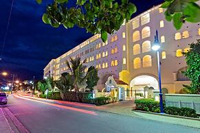 Sapphire Beach Condominiums by Blue Sky Luxury