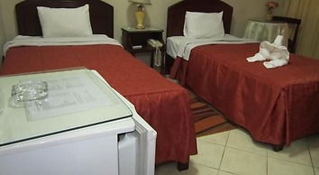 Suite Plaza Hotel Residencial