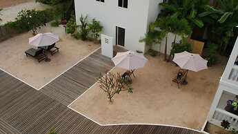 Mary Beach Hotel and Resort