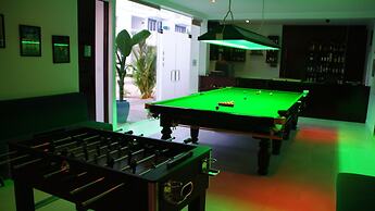 Mary Beach Hotel and Resort