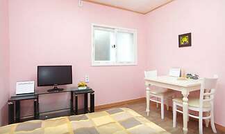 Cozyplace in Itaewon