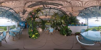 Cabins by Eco Hotels