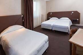 Brit Hotel Terminus