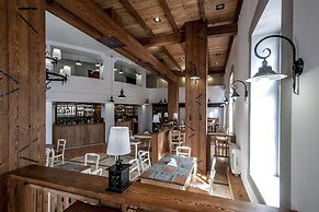 Malom Hotel és Étterem