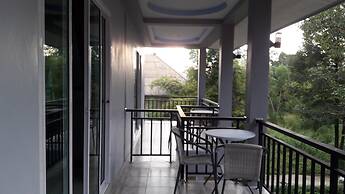 Tamarind Twin Resort