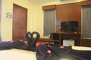 Tamarind Twin Resort