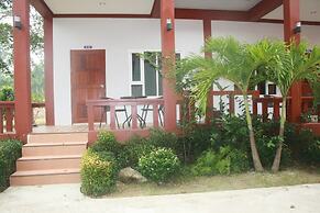 Tamarind Twin Resort