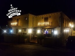 Epavlis Boutique Suites