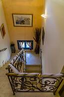 Epavlis Boutique Suites