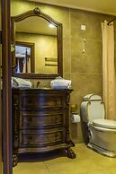 Epavlis Boutique Suites