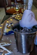 Epavlis Boutique Suites