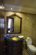 Epavlis Boutique Suites