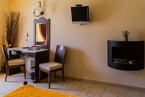 Epavlis Boutique Suites