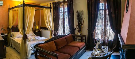 Epavlis Boutique Suites