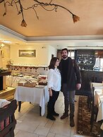 Epavlis Boutique Suites