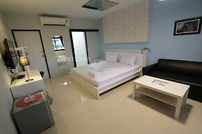 Eazy Motel Bangna