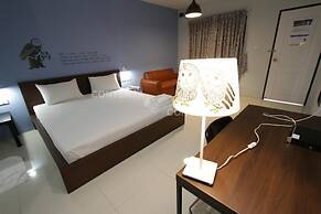Eazy Motel Bangna