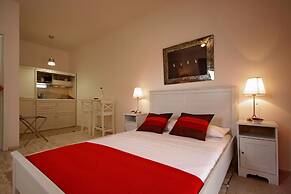 Aloe Luxury Apartments & Suites