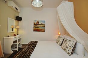 Aloe Luxury Apartments & Suites
