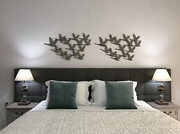 Aloe Luxury Apartments & Suites