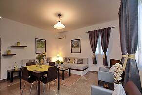 Aloe Luxury Apartments & Suites
