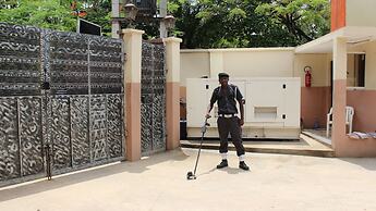 Downtown Royal Hotel