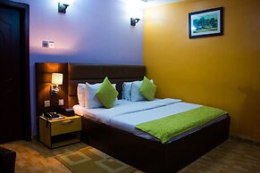 Downtown Royal Hotel