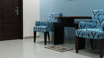 Downtown Royal Hotel