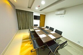 Plaza Inn Breeze Aeroporto