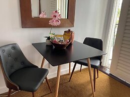 2417 at Lihue Oceanfront Resort