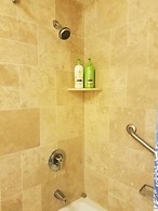 2417 at Lihue Oceanfront Resort