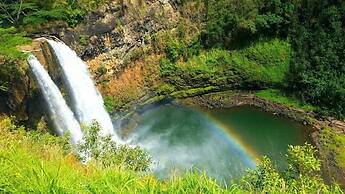 2417 at Lihue Oceanfront Resort