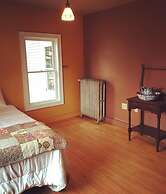 Spillover Motel and Inn