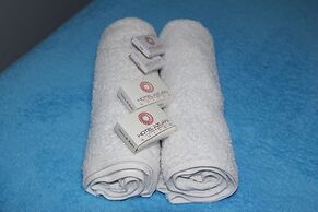 Hotel Azuan Suites By Geh Suites