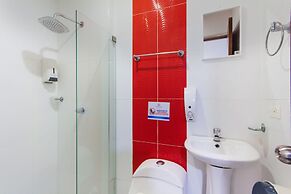 Hotel Azuan Suites By Geh Suites