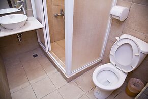 Ming-Jun Holiday Inn