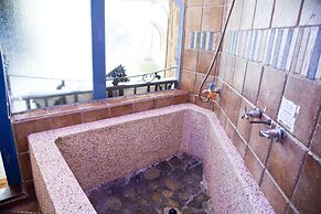 Ming-Jun Holiday Inn