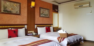 Ming-Jun Holiday Inn