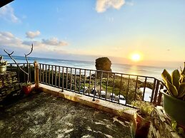 Ming-Jun Holiday Inn