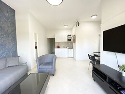 Sea Suites Apartments