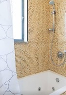 Sea Suites Apartments