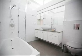 Sea Suites Apartments