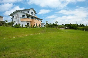 The Tree Bed and Breakfast