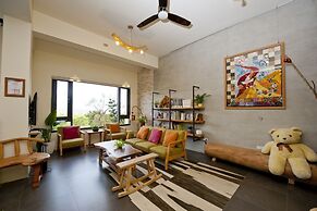 The Tree Bed and Breakfast