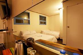 W mini hotel - Hostel